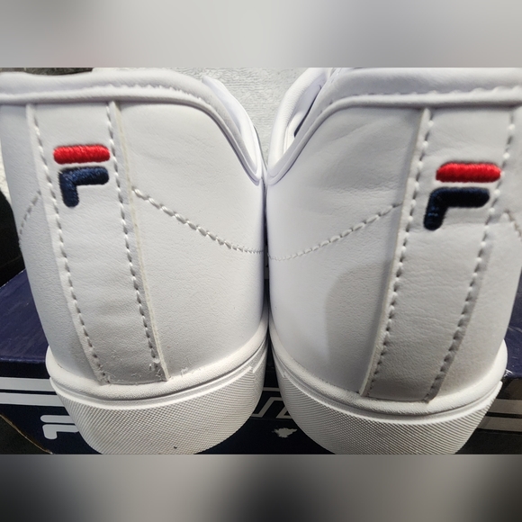 *NEW** FILA Future VC Repeat Logo Casual Sneakers from Finish Line SIZE 8.5 - Picture 10 of 14